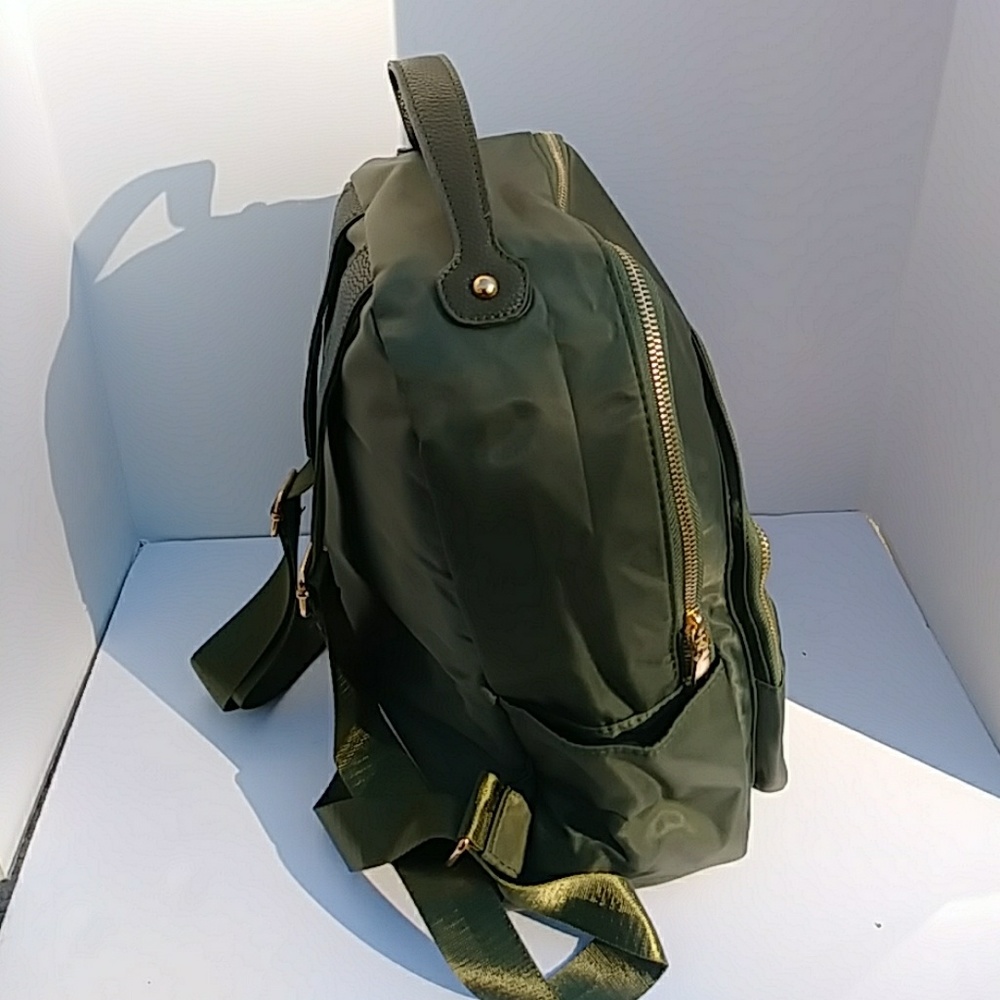 Trendy olive Backpack - Picture 4 of 4
